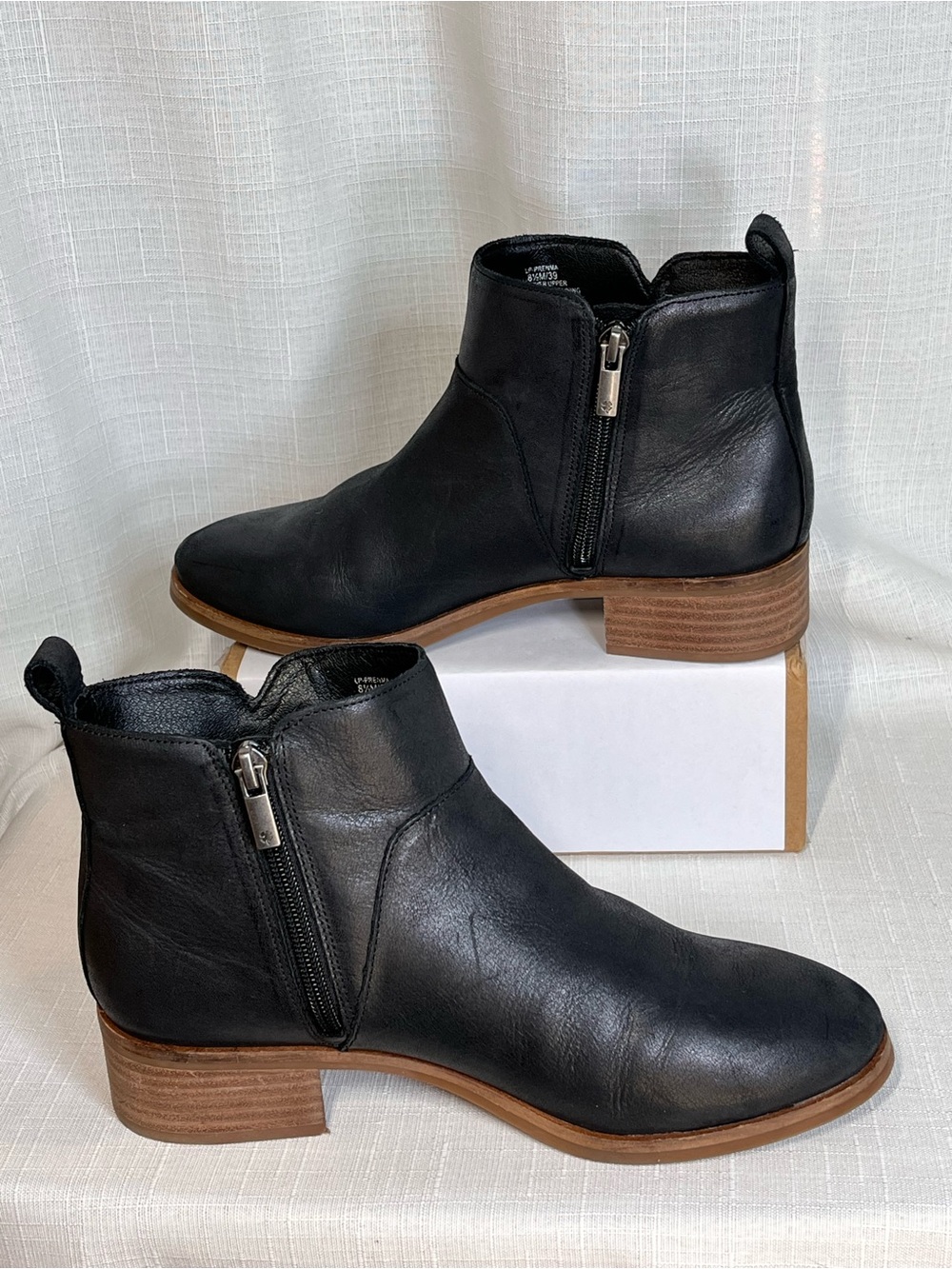 Lucky Brand Prenma Black Leather Ankle Booties Side Zip Size 8.5 - Picture 4 of 9
